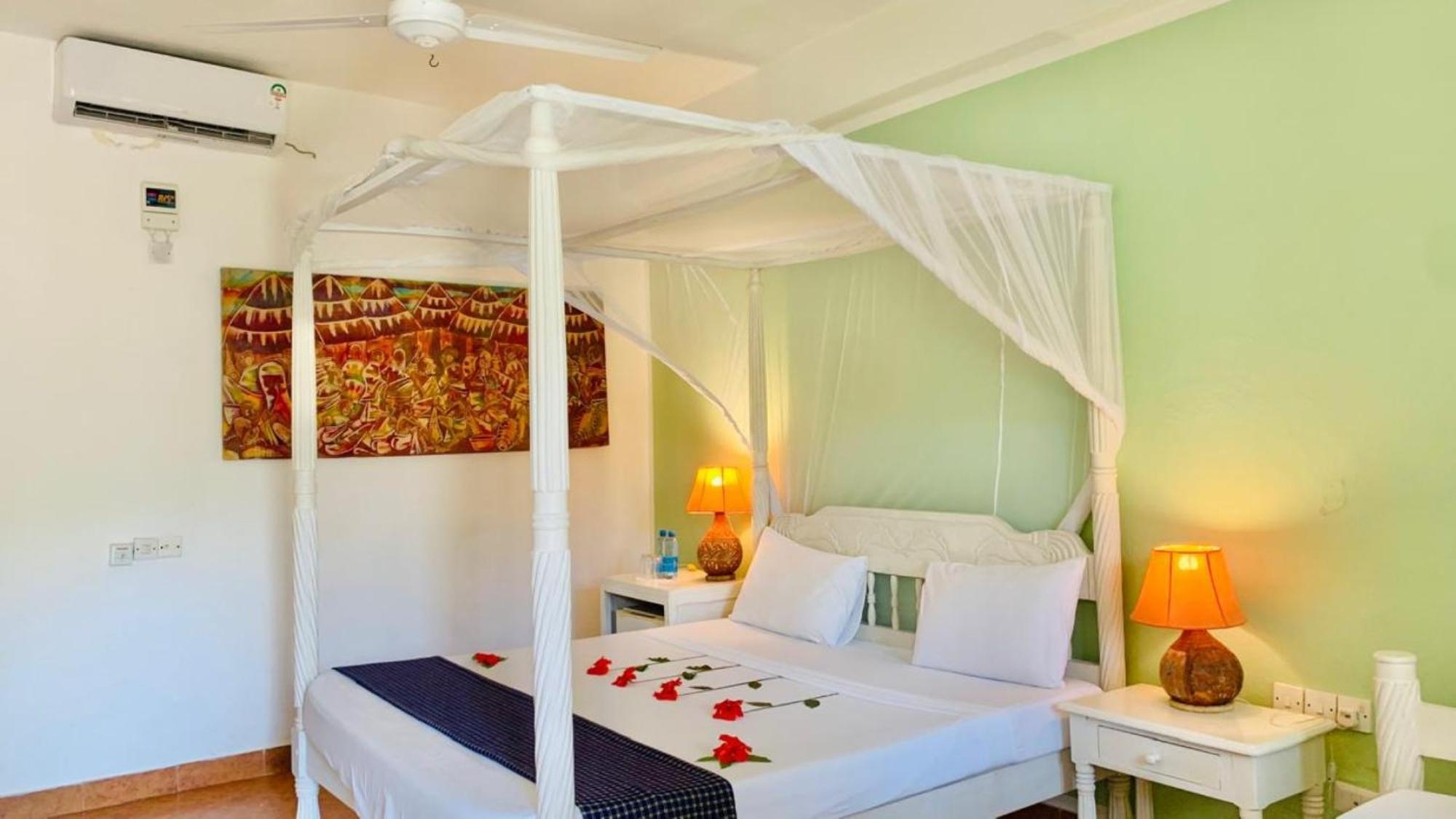Lily Palm Resort Watamu Esterno foto