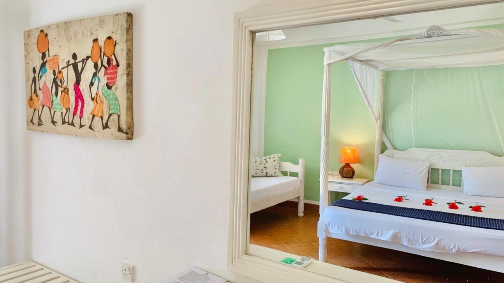 Lily Palm Resort Watamu Esterno foto