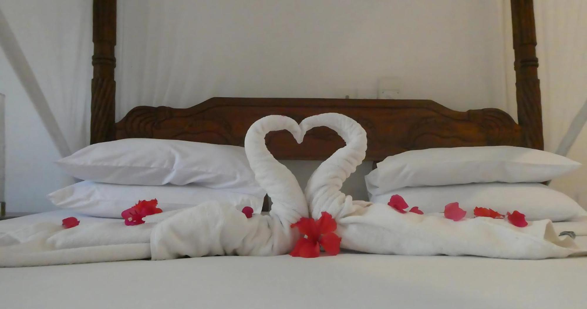 Lily Palm Resort Watamu Esterno foto