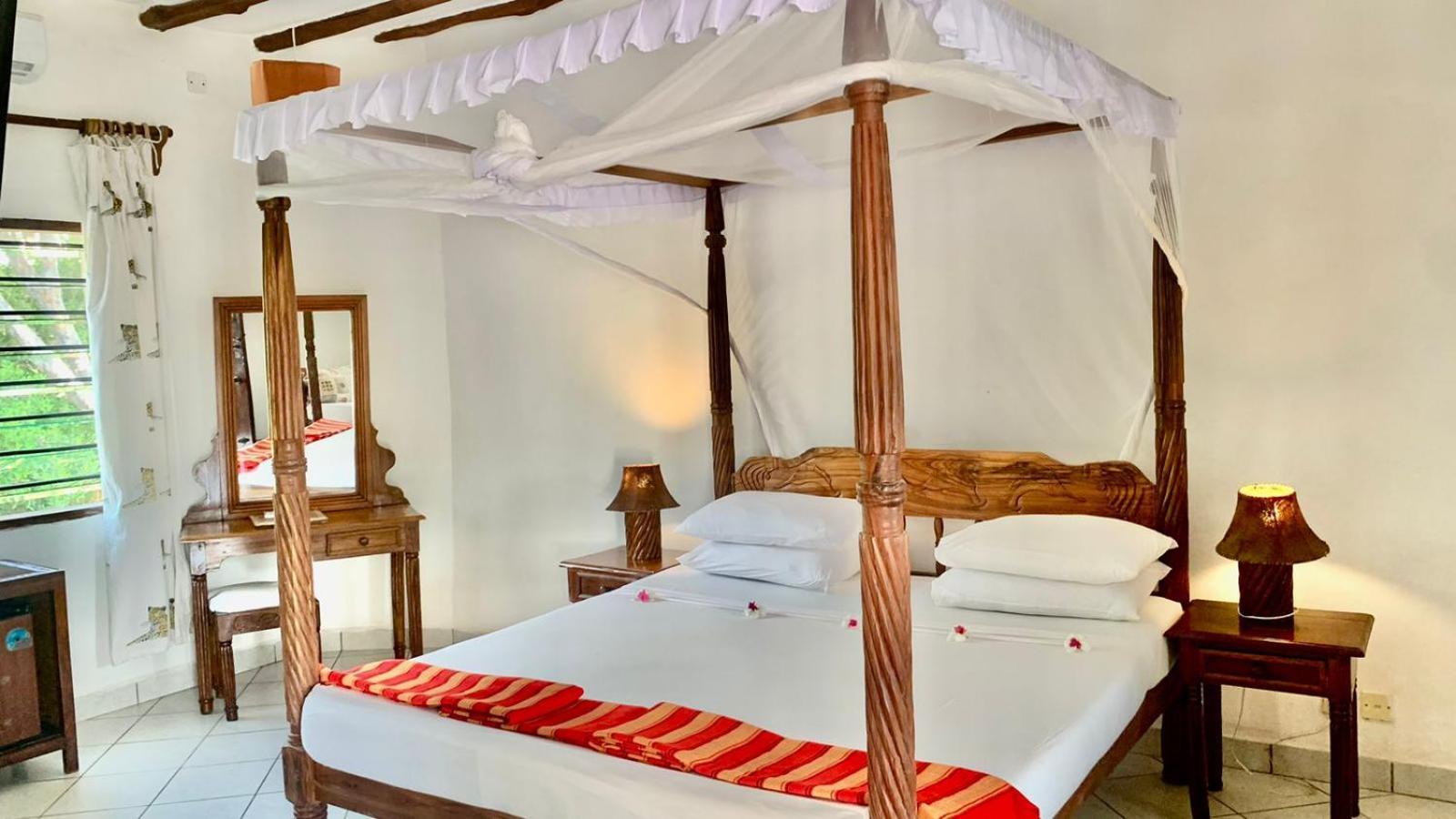 Lily Palm Resort Watamu Esterno foto